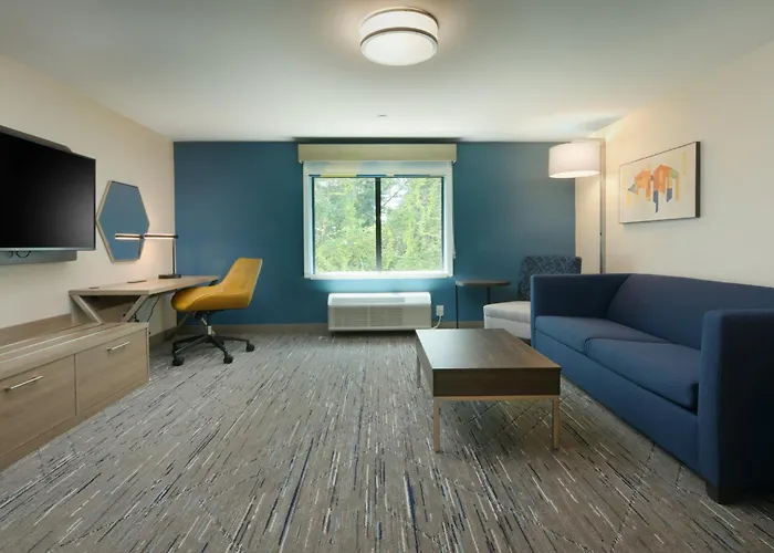 Holiday Inn Express & Suites - Williamstown - Glassboro By Ihg