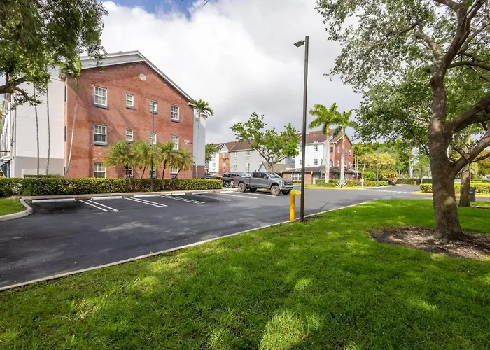 Candlewood Suites Miami Lakes By Ihg