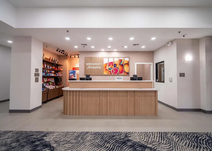 Hampton Inn & Suites Mission