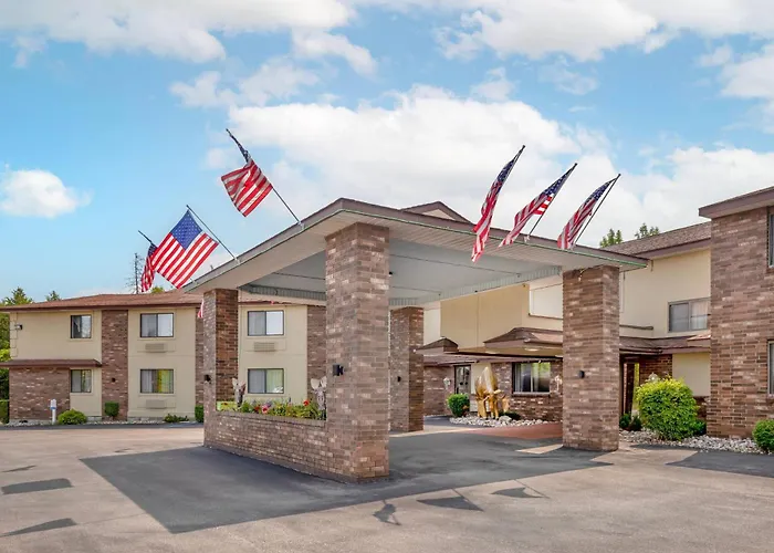 Quality Inn Saint Ignace I-75