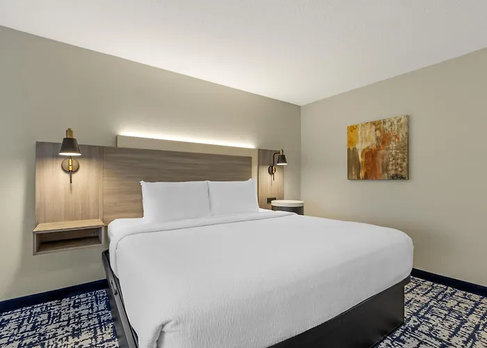 Best Western Plus Omaha Airport Inn