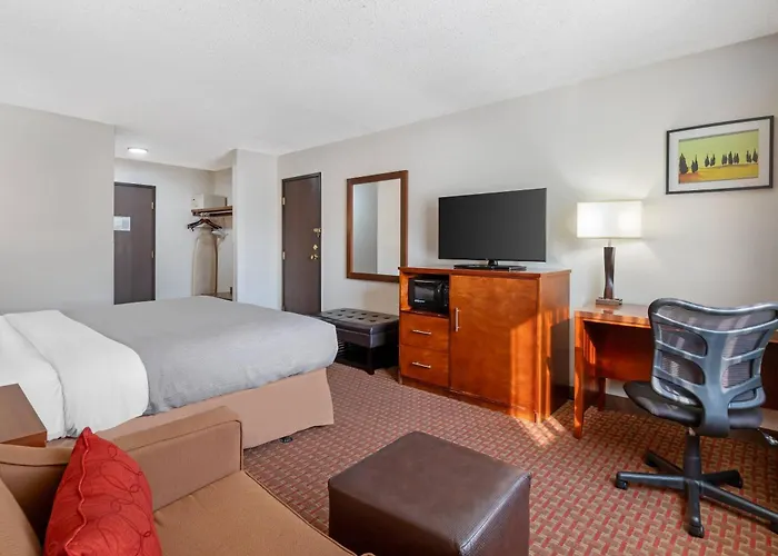 Quality Inn Saint Ignace I-75