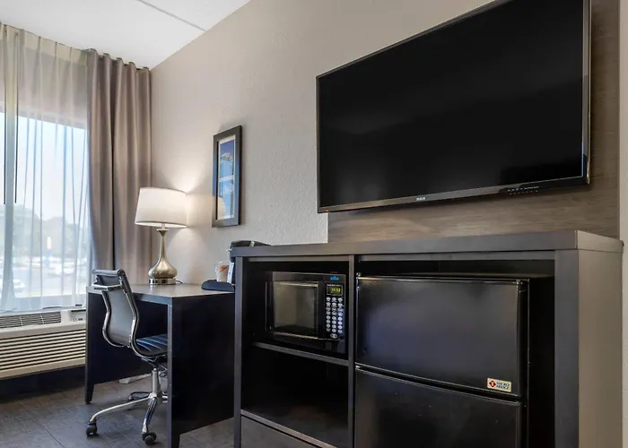 Comfort Inn & Suites Greer - Greenville