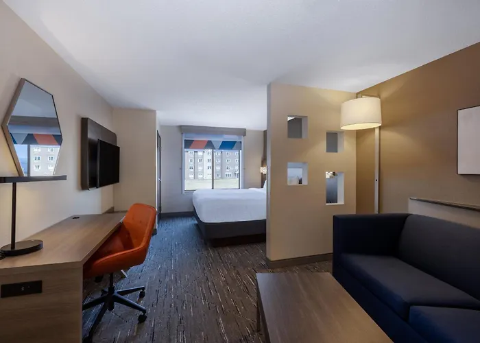 Holiday Inn Express Rochester South - Mayo Area By Ihg