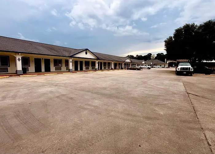 Luxury Inn Liberty