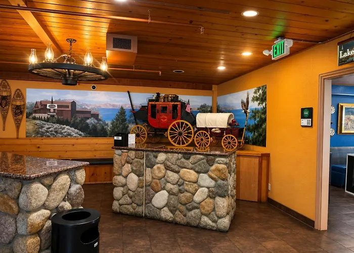 Topaz Lodge