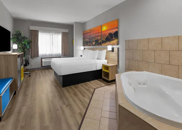 Days Inn By Wyndham Mankato