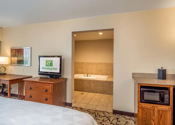 Holiday Inn Stevens Point - Convention Center By Ihg