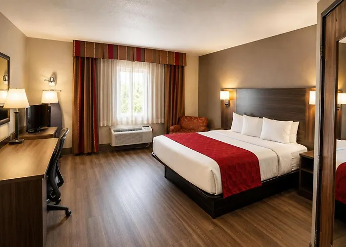 Ramada By Wyndham Platte City Kci Airport