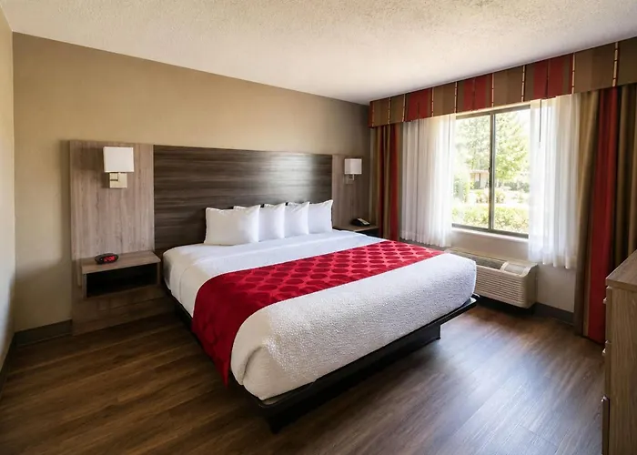 Ramada By Wyndham Platte City Kci Airport