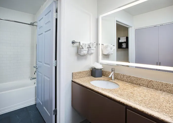 Staybridge Suites Lincoln North East By Ihg