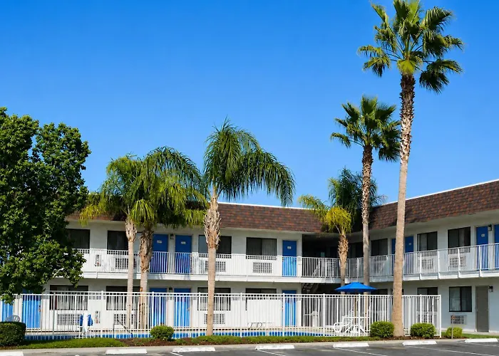 Value Stay Inn Lost Hills