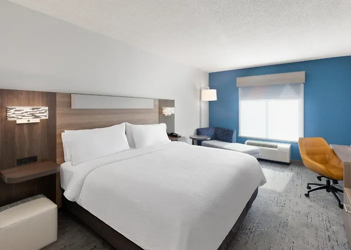 Holiday Inn Express Hotel & Suites Huntsville West - Research Park By Ihg