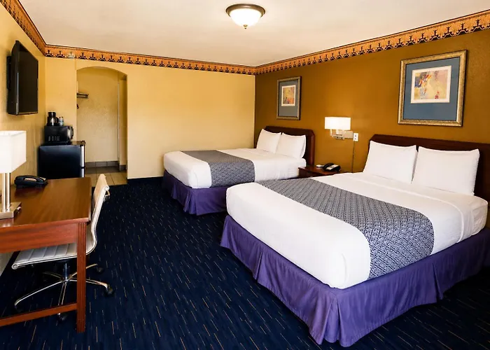 Country Inn Sterling