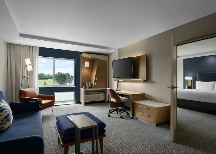 Courtyard By Marriott Omaha Bellevue At Beardmore Event Center