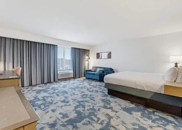 Hampton Inn By Hilton Detroit Dearborn, Mi