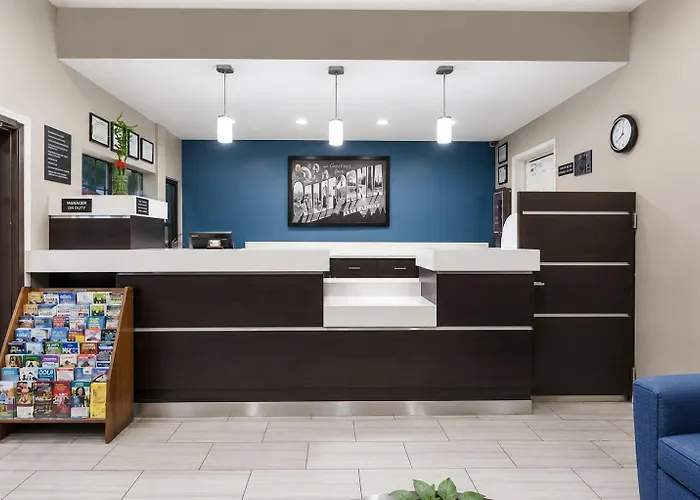 Homepointe Inn & Suites