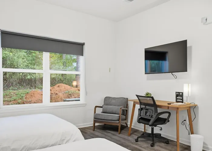 Silver Comet Motel Modern Boutique Suite