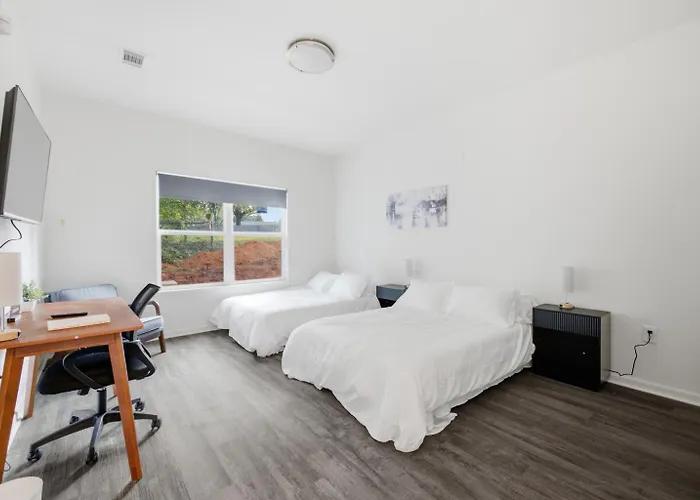 Silver Comet Motel Modern Boutique Suite