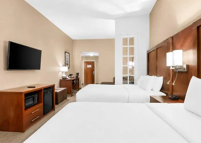 Comfort Suites Orlando International Airport