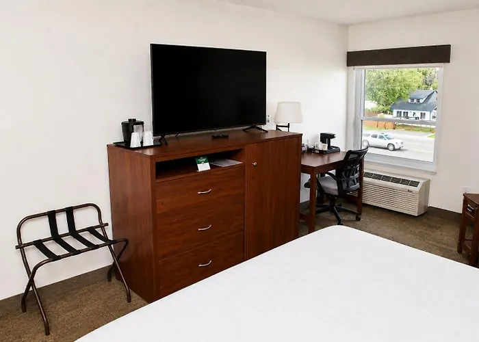 Boothill Inn And Suites