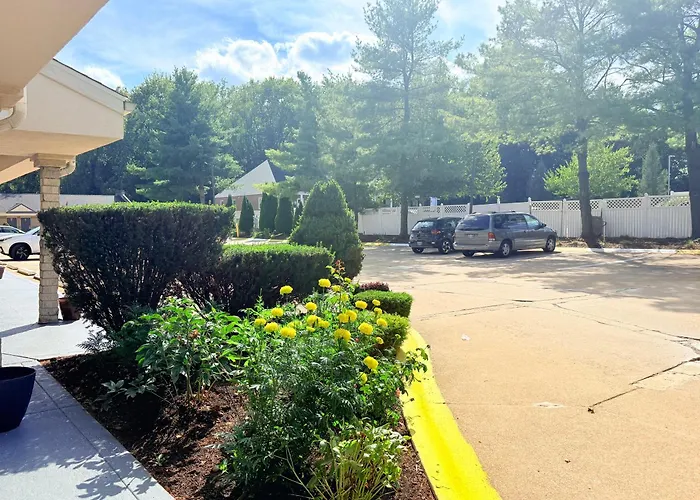 Economy Inn Cuyahoga Falls