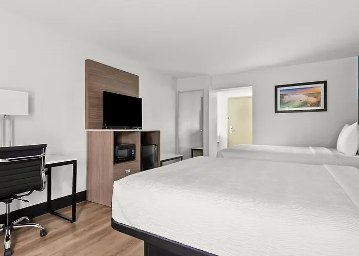 Baymont Inn & Suites By Wyndham Ardmore I-35