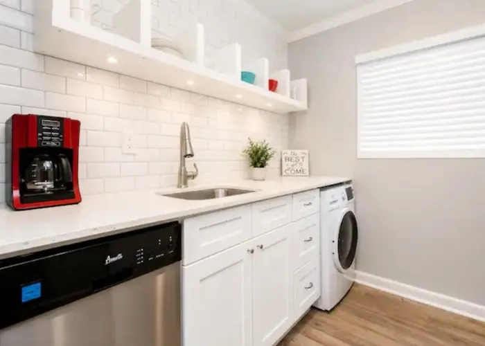 Amazing Midtown Atlanta Location By Piedmont Park Mercedes Benz Stadium Ponce City Market Beltline