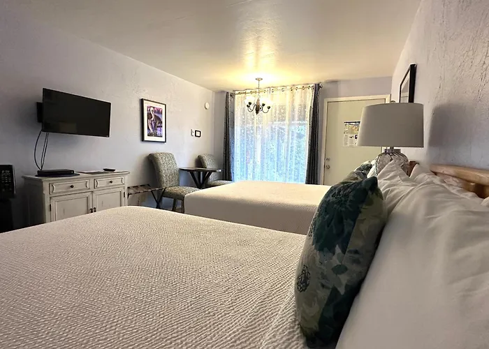 La Kris Inn