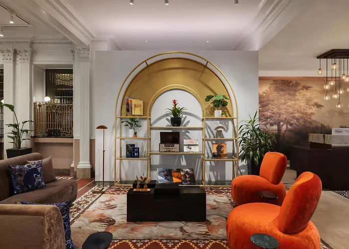 Hotel Savoy Kansas City, Tapestry Collection By Hilton
