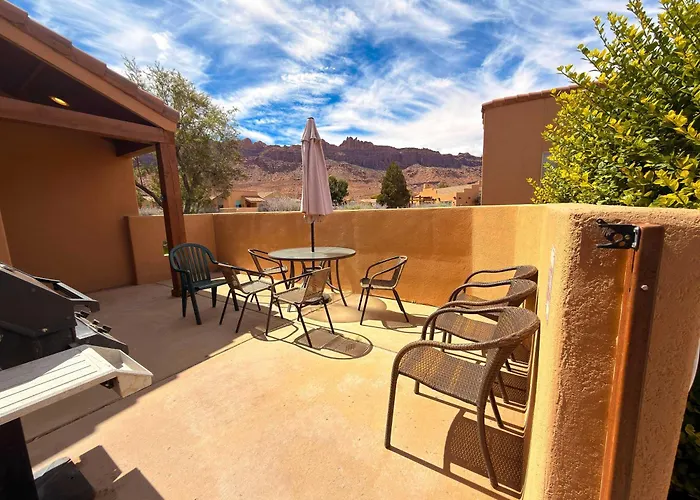 Desert Hideaway #C2