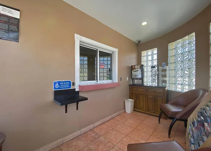 Rodeway Inn Ventura Midtown