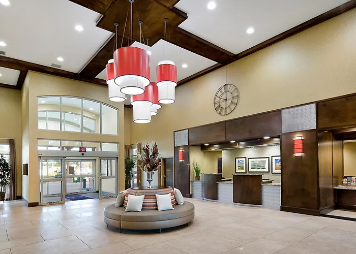 Clubhouse Hotel And Suites
