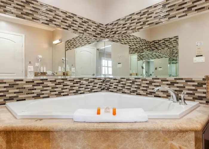 Diamond Bell Inn & Suites