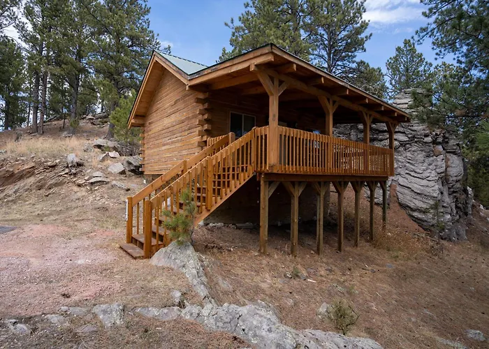 Rock Crest Lodge & Cabins