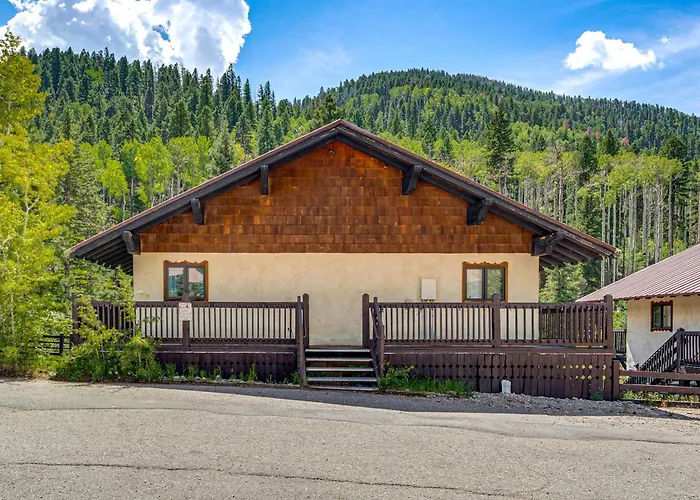 Hot Tub Access: Studio 2 Mi To Taos Ski Resort