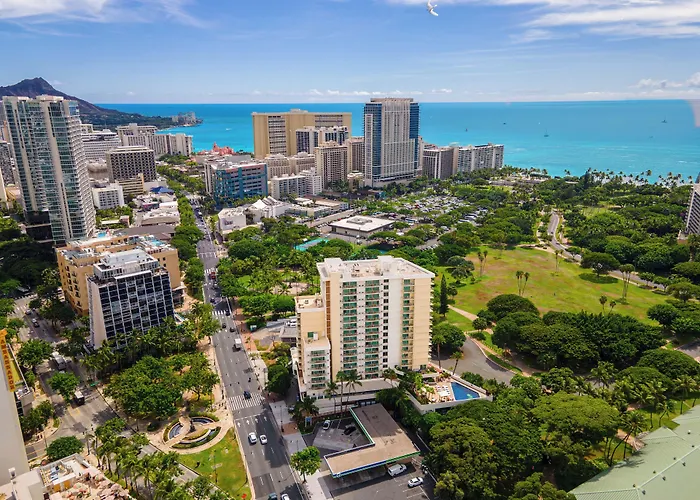 Luana Waikiki Hotel & Suites