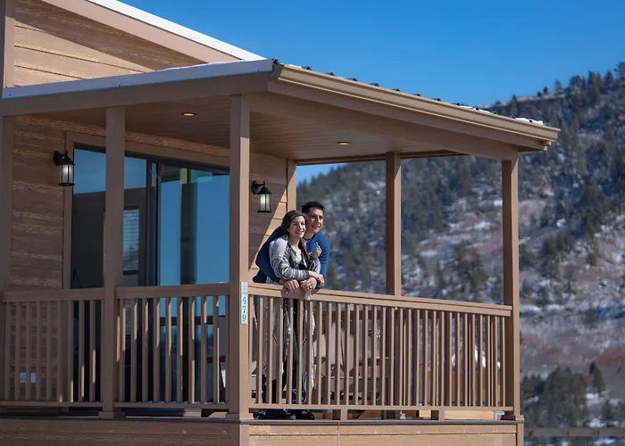 Jellystone Park™ At Larkspur