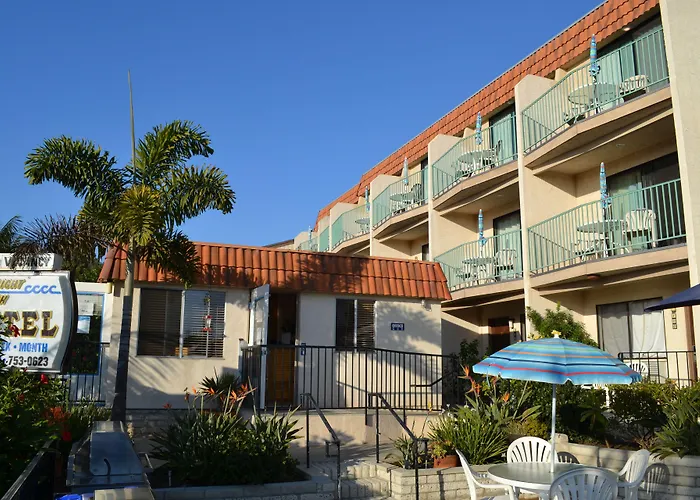 Moonlight Beach Motel