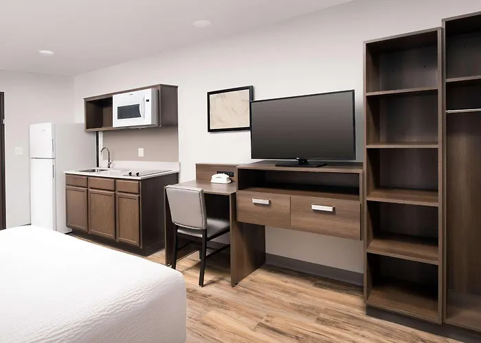 Woodspring Suites West Des Moines