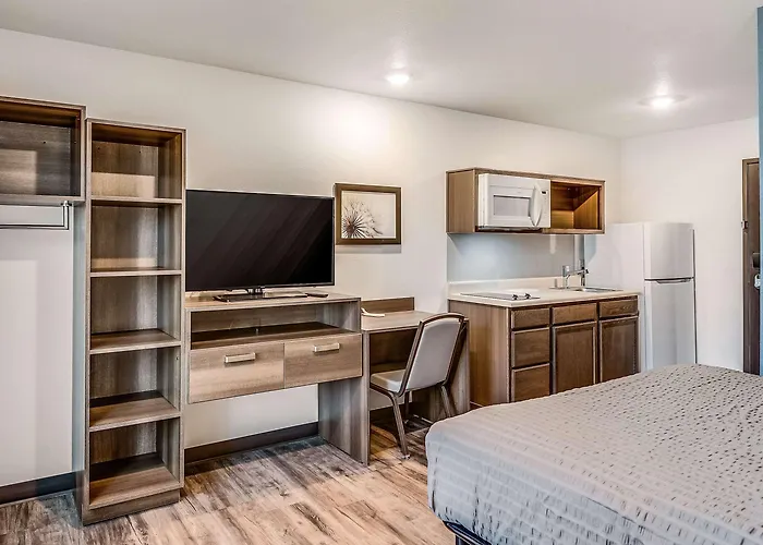Woodspring Suites West Des Moines