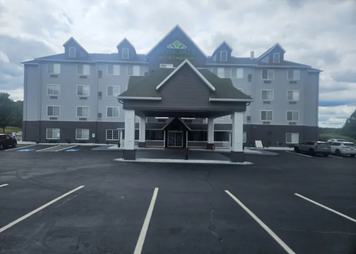 Wingate Suites By Wyndham Youngstown - Austintown