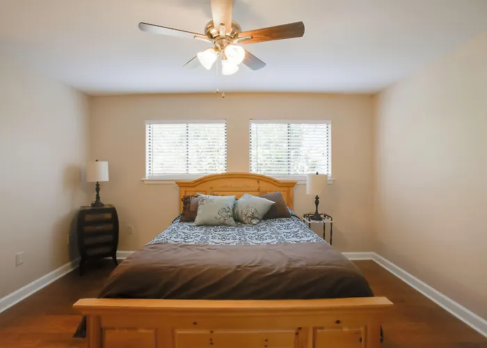Baton Rouge Townhome W/ Pool Access - 7 Mi To Lsu!