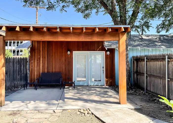 Walk To Texas Tech! Cozy Lubbock Gem W/ Patio