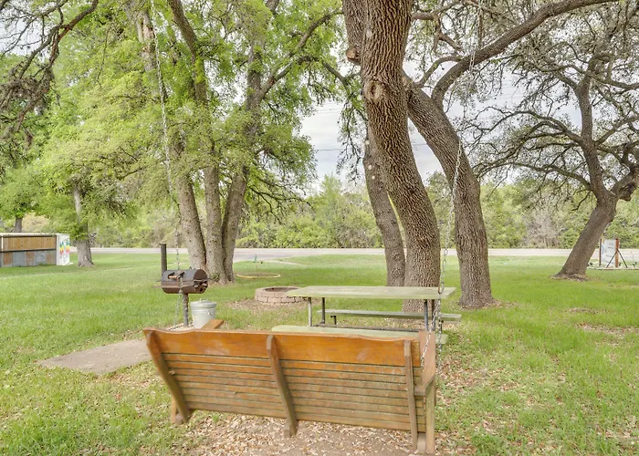 'Cabana Sol' Cabin: 4 Mi To Garner State Park
