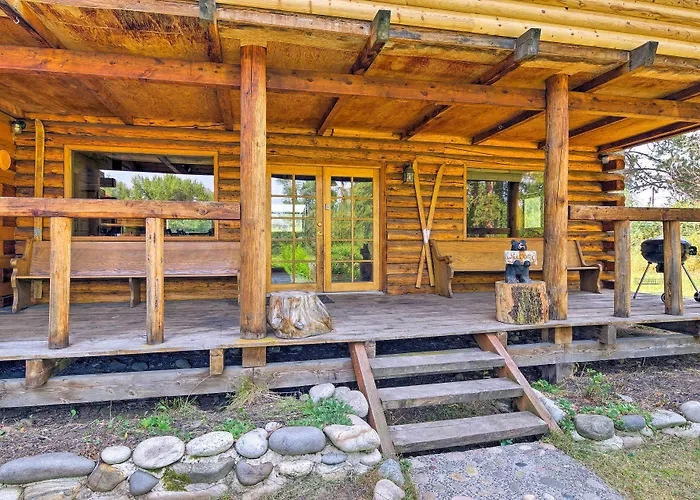 Rustic Idaho Cabin < 10 Mi To Payette Lake!