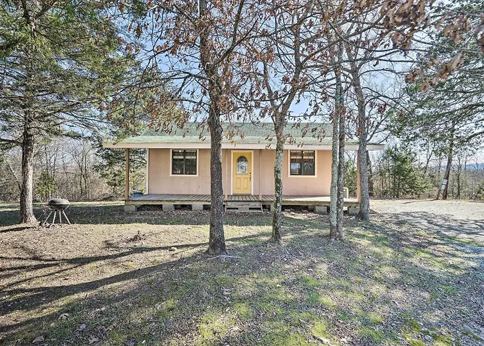 Clayton Cabin Rental Near Sardis Lake!
