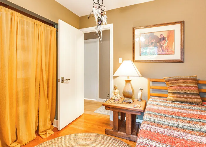 Cozy Hideaway W/ Grill, 17 Mi To Asheville