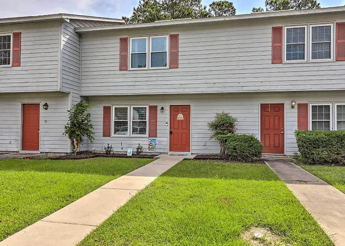 Swansboro Coastal Home < 3 Mi To State Park!