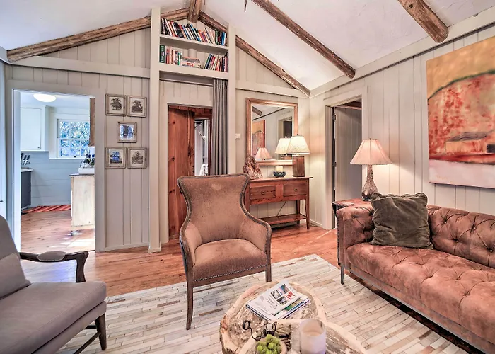 Mirror Lake Cabin ~ 1 Mi To Dtwn Highlands!